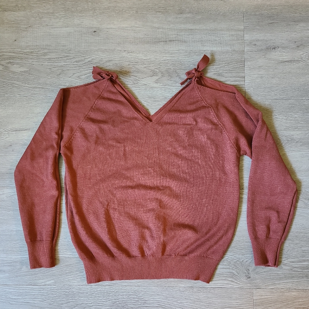Pull on tops